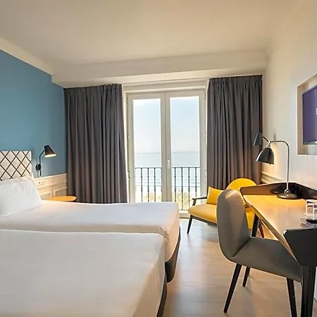 Dorma Sardinero מלון 4*