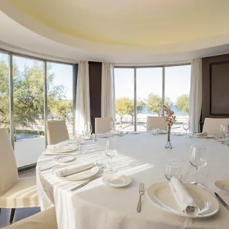 Dorma Sardinero 4* سانتاندر