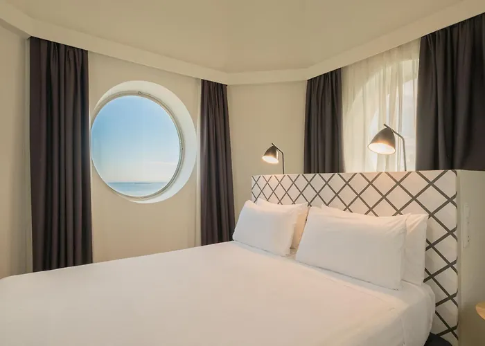 Отель Dorma Sardinero 4*